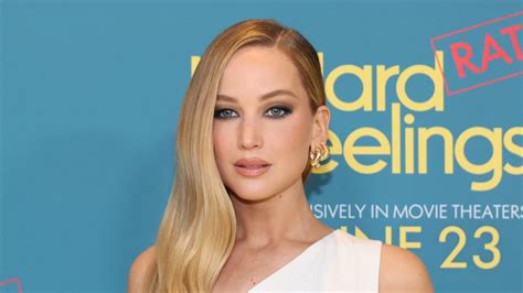 jennifer lawerence naked|Jennifer Lawrence shocks fans by getting completely naked in。